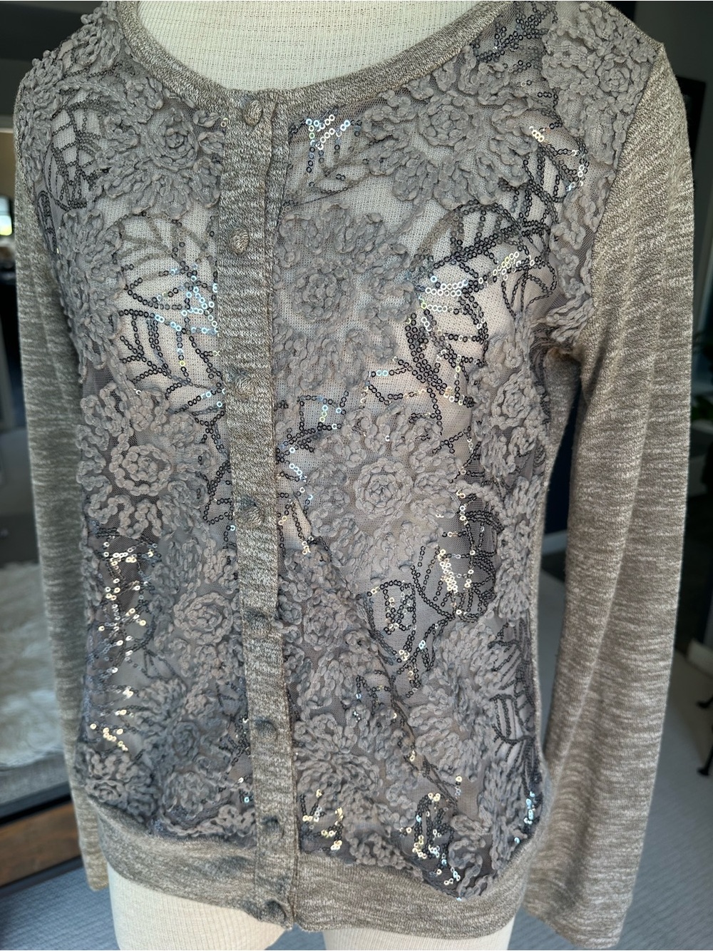 A'Reve Anthropologie taupe/gray sequin & lace cardigan, size large - Picture 6 of 13